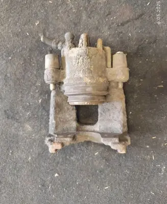 Ford Focus Front brake caliper DAG740420 1181710022