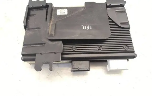 Citroen C6 Sound amplifier 9662695480