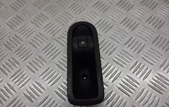 Renault Megane II Electric window control switch 156015540