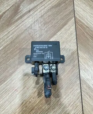 Mercedes-Benz C W204 Other relay A0035422619