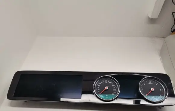 Mercedes-Benz E W213 Speedometer (instrument cluster) A2139000722