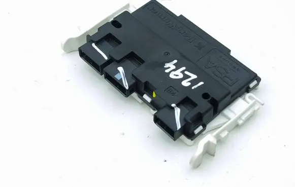 Peugeot 3008 III Battery control module 9856742080 42059952