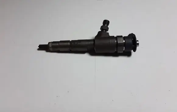 Ford Kuga II Fuel injector CV6Q9F593AA