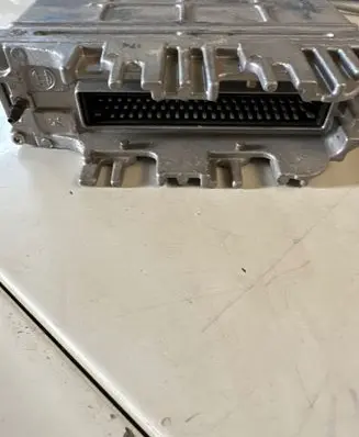 Volkswagen PASSAT B5 Engine control unit/module 028906021EG 0281001557