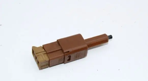 Nissan Juke I F15 Brake pedal sensor switch