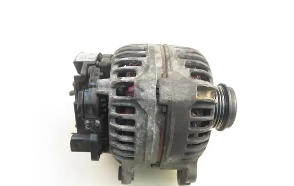 Audi A4 S4 B5 8D Generator/alternator CA1541IR