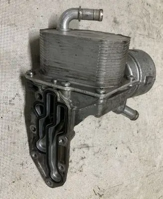 Ford Ranger Oil filter mounting bracket BB3Q6B624EA