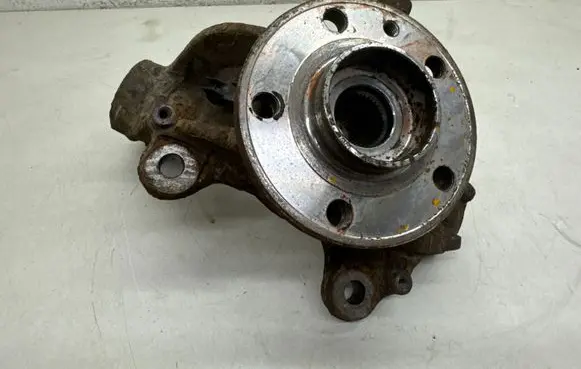 Volvo S80 Front wheel hub
