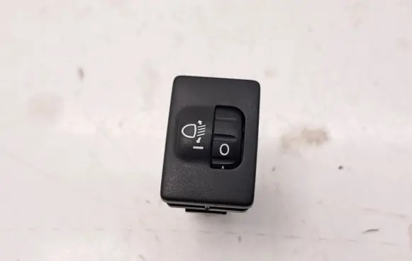 Toyota Avensis T270 Headlight level height control switch 8415202040