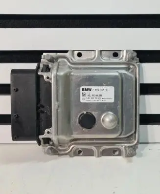 BMW 5 F10 F11 Adblue control unit 7445434 0281032793