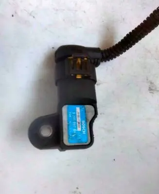 Fuel pressure sensor