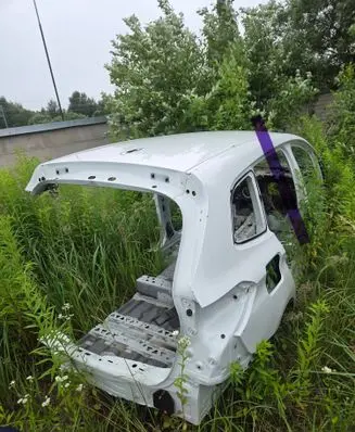 BMW 2 F46 Body 