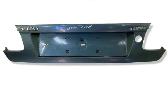 Mazda Xedos 9 Trunk door license plate light bar TA0450851