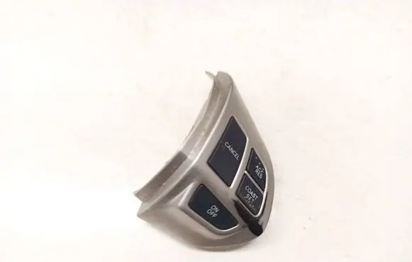 Mitsubishi Outlander Steering wheel buttons/switches 75B473