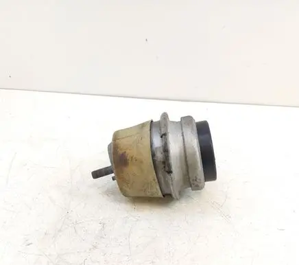 Porsche Cayenne (9PA) Engine mount bracket 94837504901