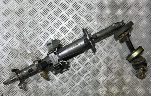 Nissan Almera N16 Steering wheel axle