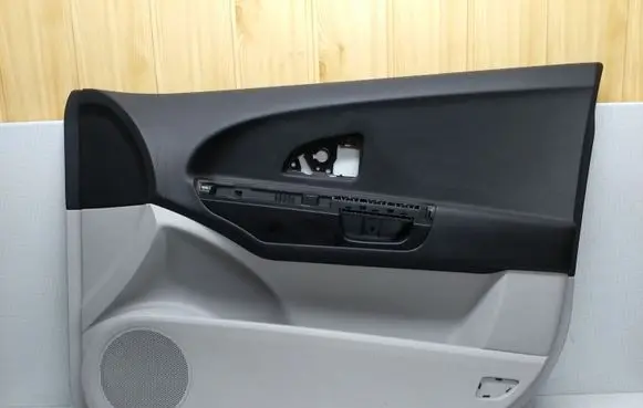 KIA Ceed Front door card panel trim 823201H000