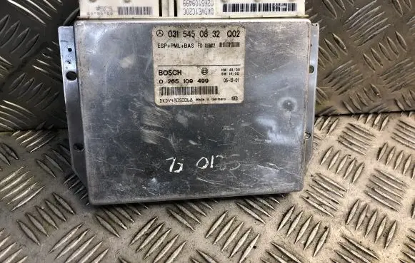 Mercedes-Benz E W210 ABS control unit/module 0315450832