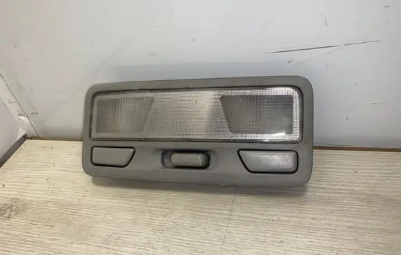 Mitsubishi Lancer Front seat light MR330450