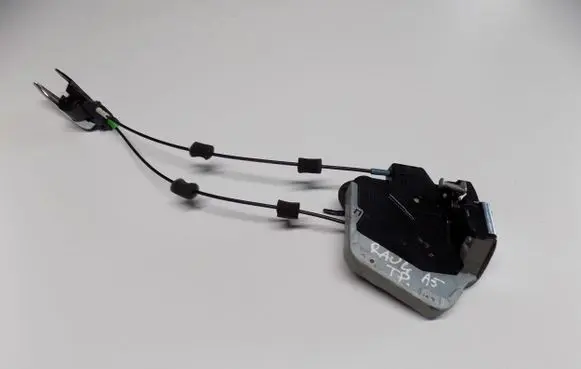Toyota RAV 4 (XA30) Loading door lock rytjue5n778j