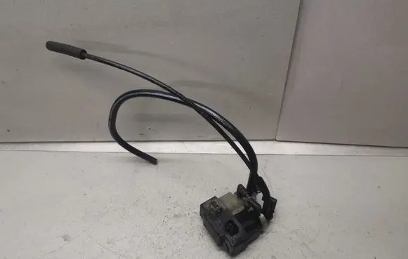 Audi A8 S8 D2 4D Turbo solenoid valve 059906627 059906629