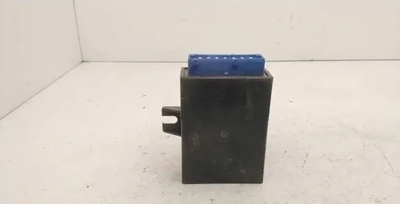BMW 3 E36 Window wiper relay 61358357068 05012100 110187