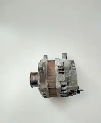 Nissan Juke I F15 Generator/alternator 231001KA1A