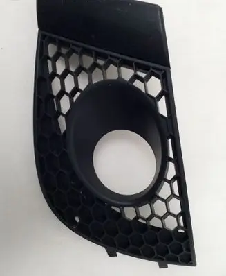 Seat Ibiza III (6L) Front bumper lower grill 6L6853666