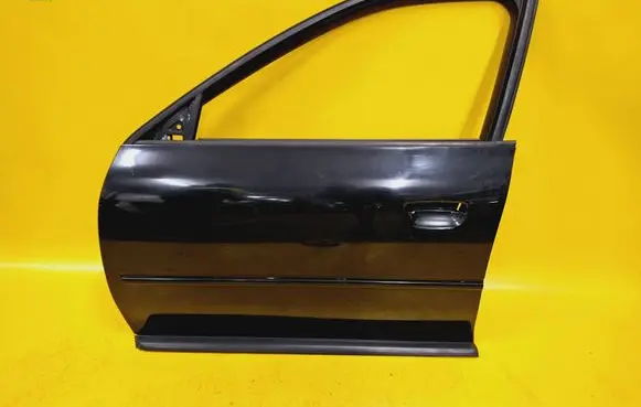 Audi A3 S3 8L Front door