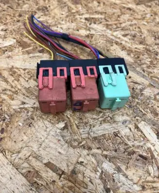 BMW 5 E60 E61 Other relay 8373700