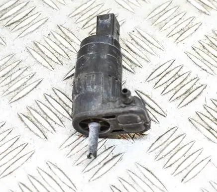 Volkswagen Scirocco Windscreen/windshield washer pump 1K6955651