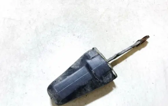 Volkswagen PASSAT B3 Rear door check strap stopper 357837323