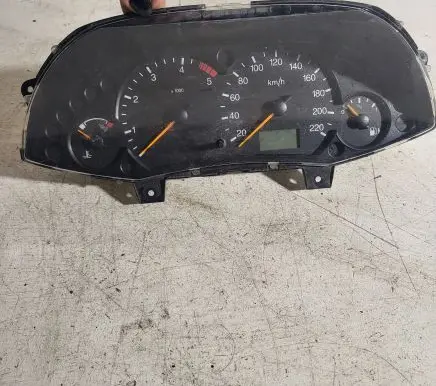 Ford Focus Speedometer (instrument cluster) 98AP10841BC 44ZU115