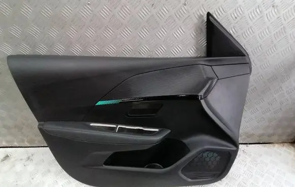 Peugeot 208 Front door card panel trim 98301572QU