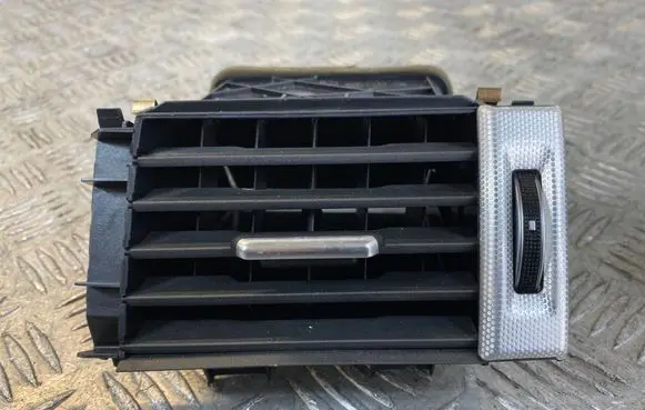 Land Rover Evoque I Dashboard side air vent grill/cover trim BJ32018B08HB 821117002015 821117092015