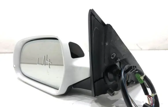 Audi A4 S4 B8 8K Front door electric wing mirror 