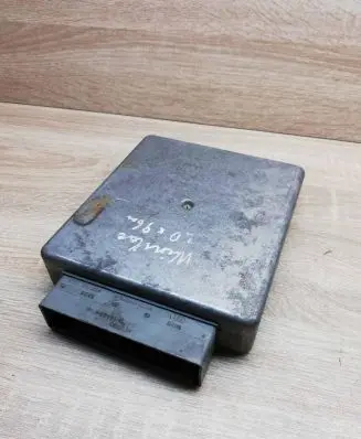 Ford Mondeo Mk III Engine control unit/module ECU F58F12A650HB RLB1