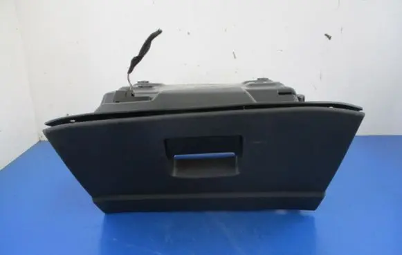 Ford Mondeo MK IV Glove box 7S71A06010