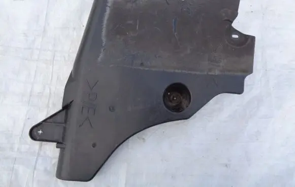Renault Clio IV Other under body part 748A39125A