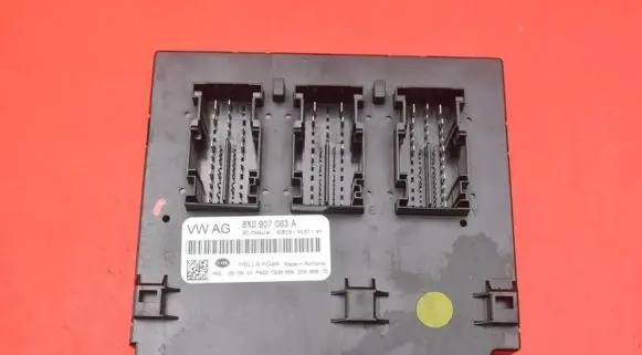 Audi A1 Comfort/convenience module 8X0907063A