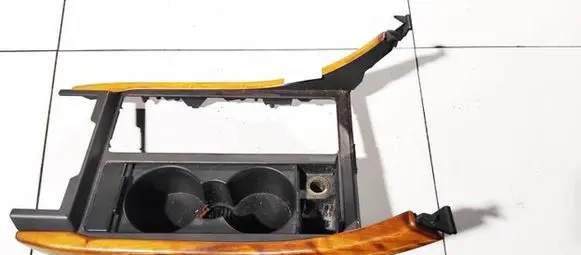 Cup holder