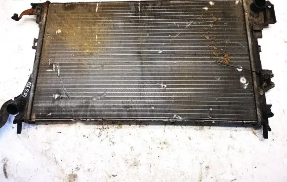 Opel Corsa B Coolant radiator 24418338