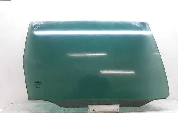 Volvo V70 Rear door window glass