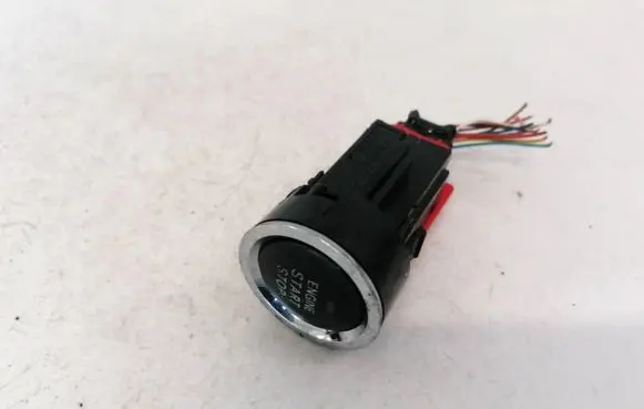 Toyota Auris 150 Engine start stop button switch 15A8542