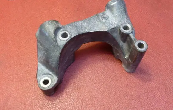 Ford Mondeo MK IV Engine mounting bracket 6G9Q6030AB