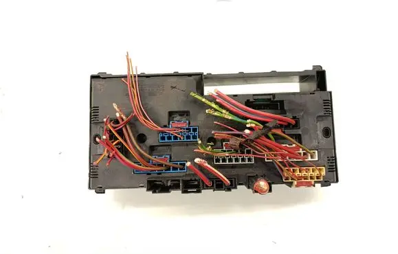 BMW 7 F01 F02 F03 F04 Fuse module 9252815