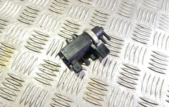 BMW 5 E60 E61 Turbo solenoid valve 72279600