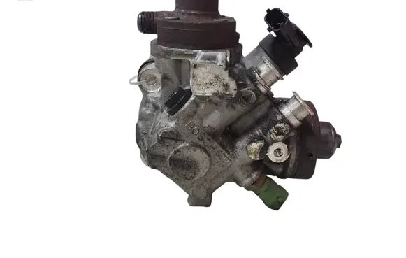 Volvo V40 Fuel injection high pressure pump 0445010681 31372081 0928400707