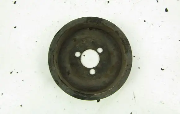 Volkswagen Golf IV Crankshaft pulley 