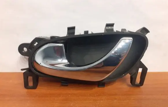 Nissan Qashqai Rear door interior handle 806714EA0A 12257